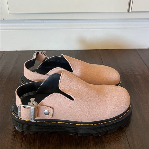 NWT Dr. Martens Zebzag Mules - Picture 10 of 13